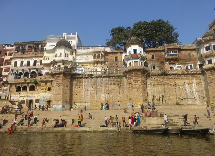 Rana Mahal Ghat, Varanasi, Uttar Pradesh - Vushii.com Rana Mahal Ghat, Varanasi, Uttar Pradesh - Vushii.com